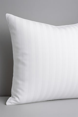 Beyaz Çizgili Pamuk Saten Yastık Kılıfı Beyaz