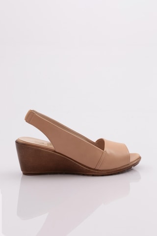 Dgn 7119 Kadin Dolgu Taban Sandalet 7119-2027-R12632 Ten Rengi