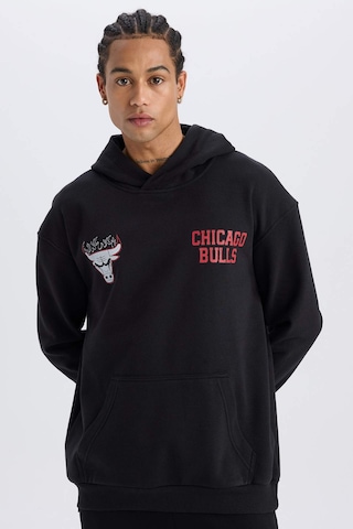 DeFactoFit NBA Chicago Bulls Boxy Fit Kapüşonlu Sırt Baskıllı Kalın Sweatshirt D6574AX25SPBK81