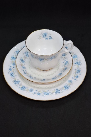 Bone China Mavi Beyaz Çay Fincanı 3 Parça 170 Ml