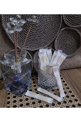 Self Stick Şeker Altın Yaldız Sugar Logolu Net:3 Kg. 3 Gr.e X 1000 Ad.e Tekli