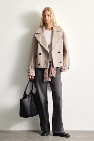 Defacto Regular Fit Kruvaze Kısa Kaşe Kaban H2368ax26aubg501 Bej-bg501