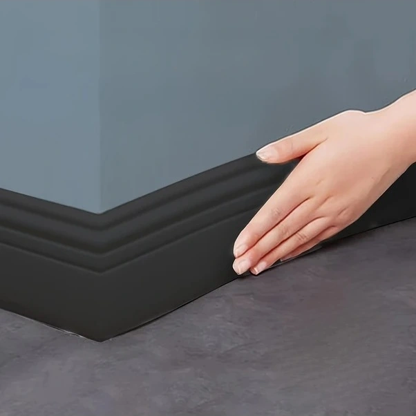 Trendooze Mat Siyah Süpürgelik Sunshine022 3.86x78.74inç Esnek Kendinden Yapışkanlı Siyah