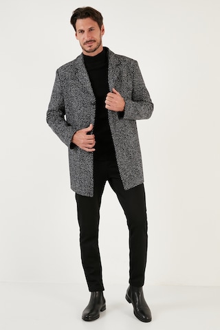 Buratti Çıkarılabilir Kapüşonlu Kırçıllı Slim Fit Kaşe Erkek Kaban 5841013 Siyah Noktalı