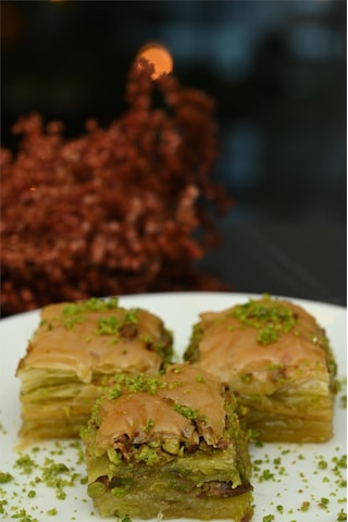 Lokumcu Mehmet Efendi Antep Fıstıklı Special Mehmet Efendi Baklava 500 G