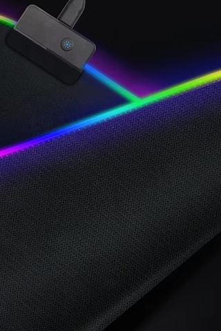 Thentech 80x30cm Rgb Ledli Mousepad Xl Boy Açılır Kapanır Işıklı Profesyonel Kullanıma Uygun Rgb Led Mousepad