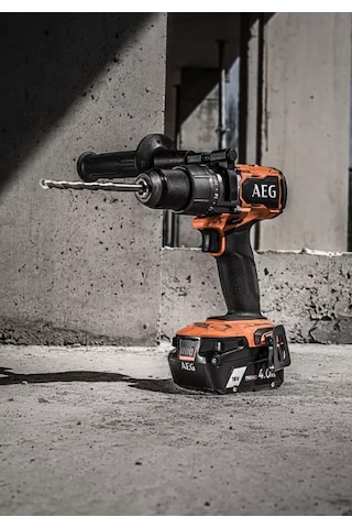 AEG BSB 18C3BL-502C Kömürsüz 5ah Çift Akülü Darbeli Matkap - T4935478939