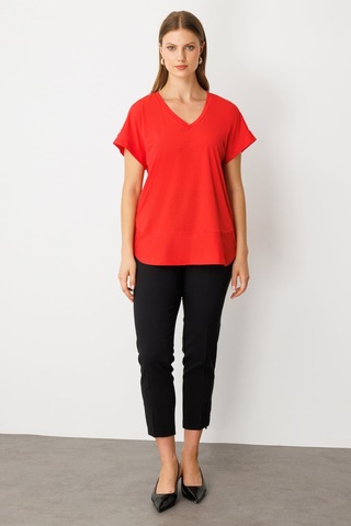 On Kadın Büyük Beden V Yaka Parçalı T-shirt 71476 Mercan