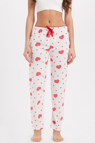 Tudors Kadın Regular Fit Klasik Kesim Viskon Beli Lastikli Fiyonk Detaylı Baskılı Beyaz Pijama Altı-51008