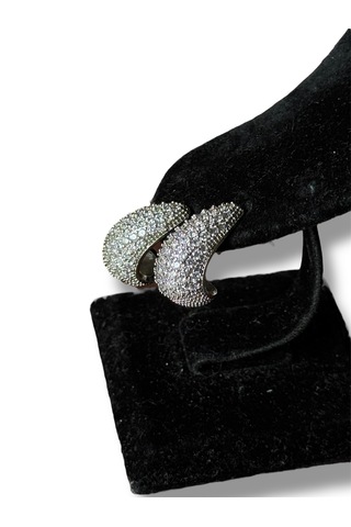 Full Taşlı Küçük Boy Su Damlası Çelik Küpe