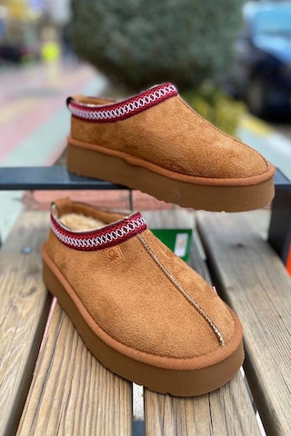 Benetton İçi Tüylü Yarım Ayakkabı Terlik Taba