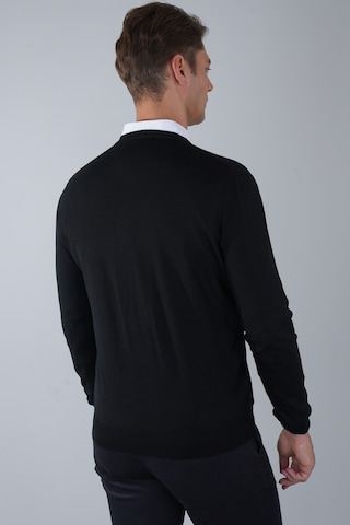 Bisse Erkek Basic V Yaka Triko Sıyah Tr23knos23212 D99 Siyah