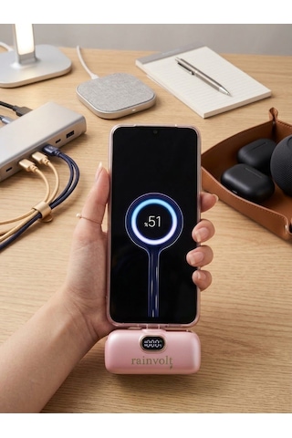 Rainvolt Mini Kapsül Powerbank Led Dijital Göstergeli & Dahili Kablolu Taşınabilir Şarj Cihazı Pembe