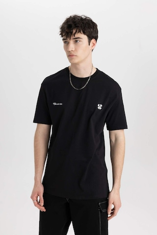 DeFacto Regular Fit Bisiklet Yaka Baskılı Kısa Kollu Tişört C2117AX24SMBK81