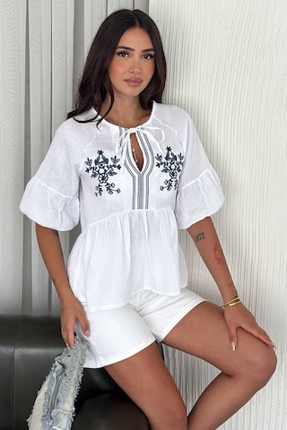 Noa & Noa Kadın Nakış Detaylı Bağlamalı Peplum Gömlek Summer Bloom Beyaz