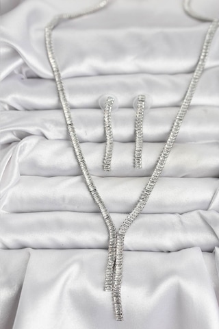 Zarif Kadın İçin Silver Metal Baget Zirkonlu Kolye Küpe Seti Gri