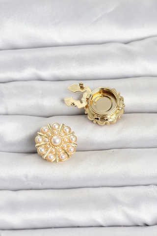 Nevamel Vintage Model Gold Renk Düğme Veya Manşet Broşu 5886 Çok Renkli