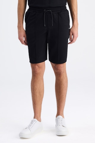 Twn Slim Fit Siyah Düz Örme Şort 6ec136172453m 001