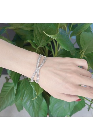 Novahub Gül Altın Yuvarlak & Çubuk Kübik Zirkonya X Şekli Açık Manşet Bilezik - Ayarlanabilir 5.5-7.5 Cm - Beyaz Ve Gül Altın Renkli - Kadınlar İçin Trendy Bilezik Çok Renkli