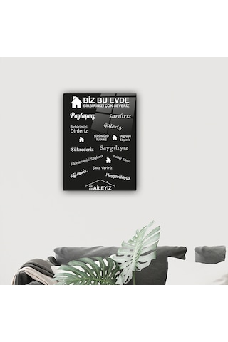 Decorita Cam Tablo | Biz Bir Aileyiz - Siyah Fon