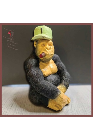 Benzersiz Şapkalı Goril Figürü El Yapımı Koleksiyonluk Biblo