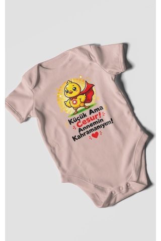 Morivokids Küçük Ama Cesur Annemin Kahramanıyım Kısa Kollu Bebek Body %100 Pamuk Pastel Pembe