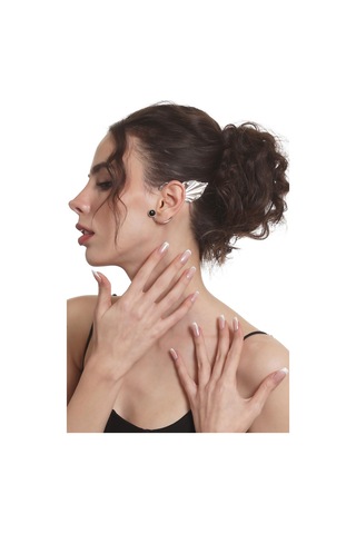 Kadın Gümüş Renk Lak Kaplama Taşlı Yaprak Stilizesi Sol Kulak Earcuff & Kıkırdak Küpe Çok Renkli