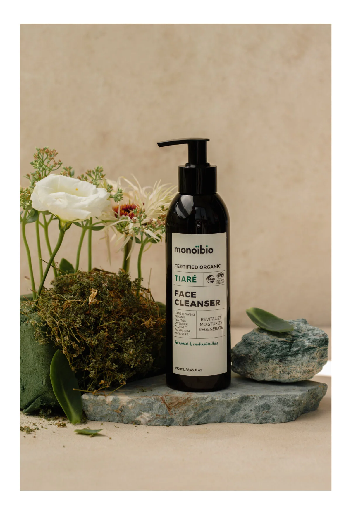 Monoibio Tiare Normal Karma Ciltlere Özel Organik Yüz Temizleme Jeli - Tüm Ciltler Için Uygundur 250 Ml