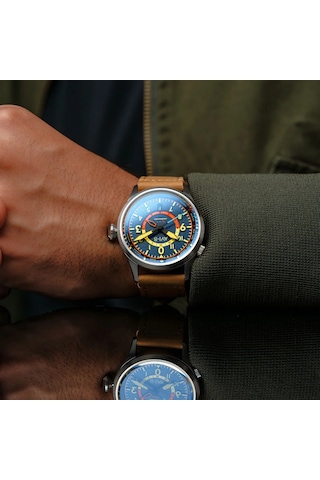 Avı-8 Flyboy Wingman Worldtimer Gmt Av-4120-01 Otomatik Erkek Kol Saati Metalik Gri