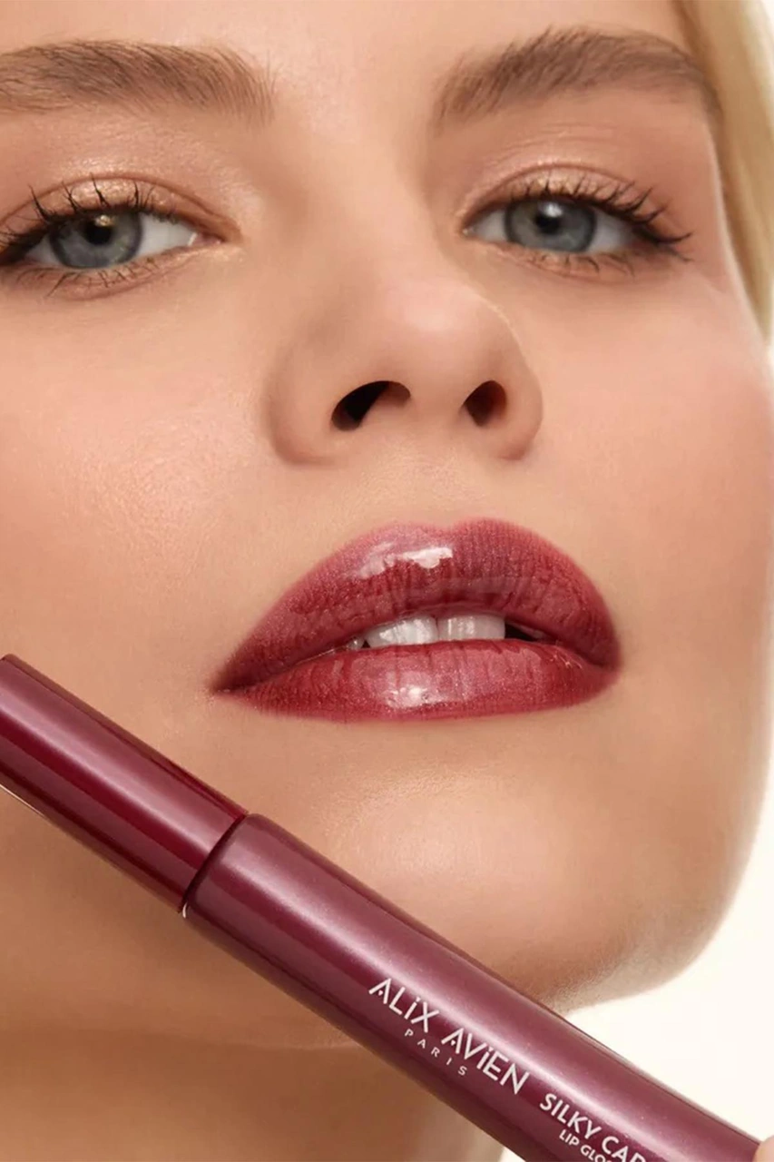 Alix Avien Dolgun Gürünüm Ve Nemlendirici Etkili Dudak Parlatıcısı Silky Care Lipgloss 310 Cherry Mauve