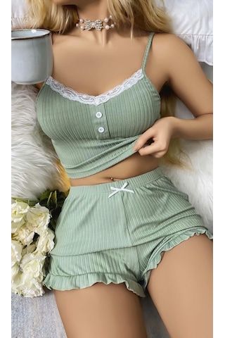 Kadın Yeşil Dantel Detaylı Şortlu Gecelik Pijama Takımı 5014 Yeşil