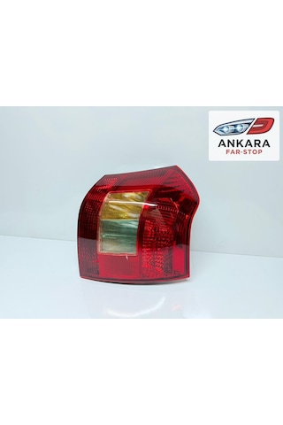 Toyota Corolla 2001 - 2003 Hatchback Stop Lambası Sağ Hatchback
