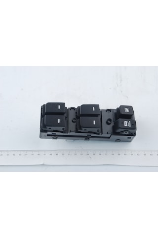 Kia Cerato 2009-2012 Ön Sol Cam Açma Düğmesi Mcar 935701m100wk