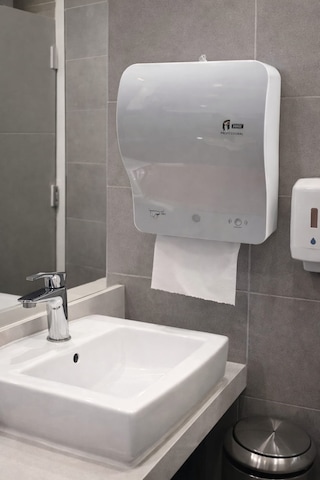 Aform Havlu Makinası Fotoselli Sensörlü 21cm Beyaz
