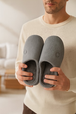 Velvet Erkek Ev Terliği Ses Yapmayan Taban Yünlü Terlik Gri