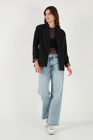 Lela Regular Fit Mono Yaka Desenli Astar Detaylı Blazer Bayan Ceket 6524430 Siyah