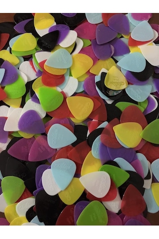 100 Adet Lice Renkli Pvc Gitar Penası-100 Adet