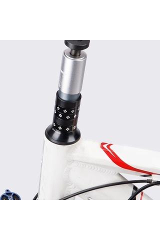 Novahub Genel Bisiklet Çatalı, Yıldız Somunu, Kurulum Aracı, Gümüş, Metal, Uygundur: 28.6 Mm Dış Çaplı Ön Çatal Çok Renkli