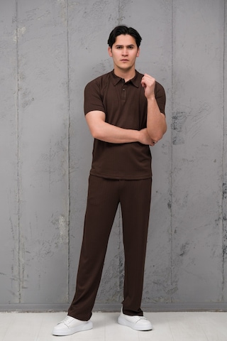 Mass Plus Regular Fit Likralı Kendinden Çizgili Yarım Baggy Pantolonlu T-shirt Takım Kahverengi