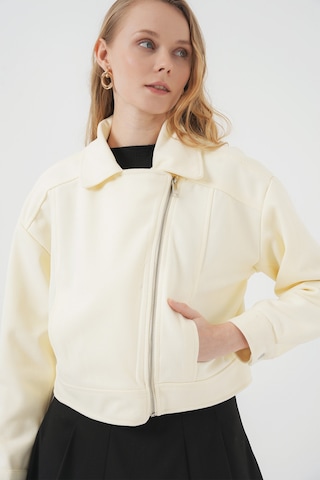 Bigdart 0717 Kadın Kısa Kaşe Ceket - Krem