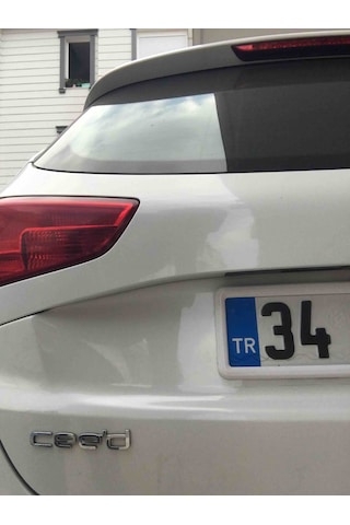 Beyaz Çerçeveli Oto Plakalık Abs Plastik Esnek Plakalık 2 Adet