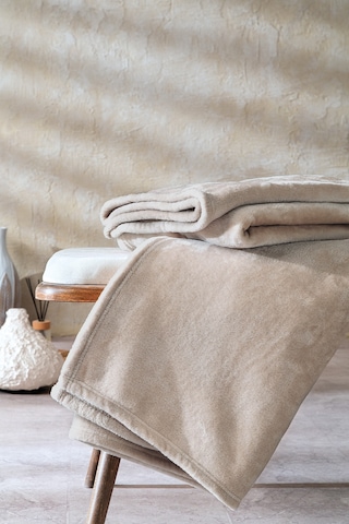 Yataş Bedding Olenna Wellsoft TV Battaniyesi 140x190 CM - Bej