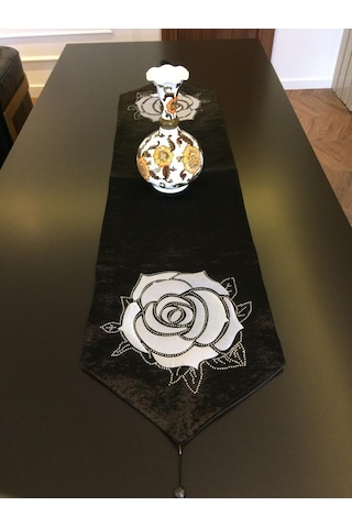 Finezza Siyah Kadife Gül Baskılı 3D Taşlı Püsküllü Runner