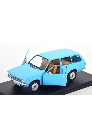1:24 Ölçek Whitebox 1973 Opel Kadett C Caravan Diecast Metal Minyatür Model Araba 15cm