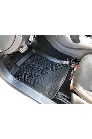 2015-2016-2017 Mercedes B Seri W246 3d Kauçuk Havuzlu Paspas