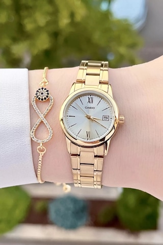 Casio Csıste71 Kadın Kol Saati