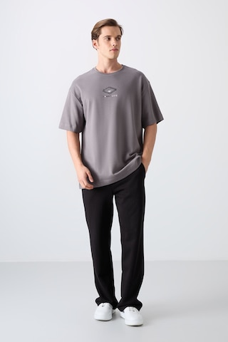 Tommy Life Koyu Gri Pamuklu Kalın Yumuşak Dokulu Oversize Fit Baskılı Erkek T-shirt - 88325 Koyu Gri