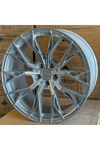 5 112 20 10.0 Et40 Ch66.6 Silver Diamond Arceo Roma Jant