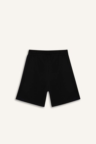 DeFacto Slim Fit Dar Kesim Cepli Basic Düz Bermuda Şort W1105AZ25SPBK81