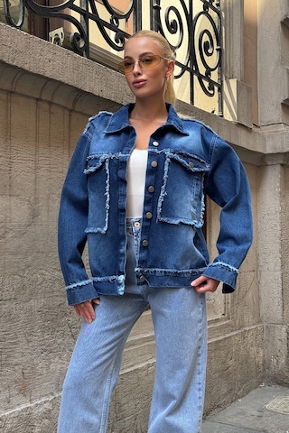 Mavi Çift Cepli Püskül Detaylı Eskitmeli Jean Ceket Bchesq-251151 Çok Renkli